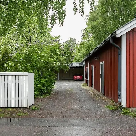 Apartment Upea Remontoitu Huoneisto Naantalin Sydaemessae Naantali