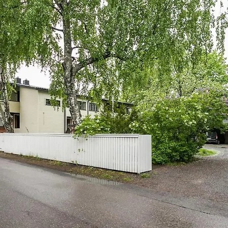 Upea Remontoitu Huoneisto Naantalin Sydaemessae Naantali