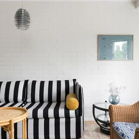 Apartman Upea Remontoitu Naantalin Sydaemessae Naantali