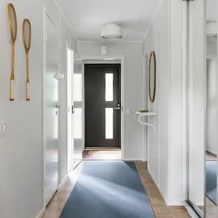 Upea Remontoitu Huoneisto Naantalin Sydaemessae Naantali