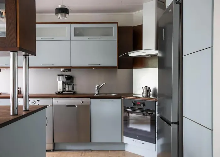 Upea Remontoitu Naantalin Sydaemessae Apartman